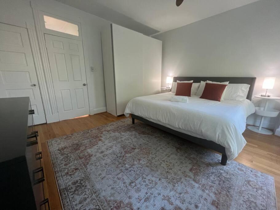 3-Bedroom House With Cute Patio Explore Dc On Foot Washington Exterior foto